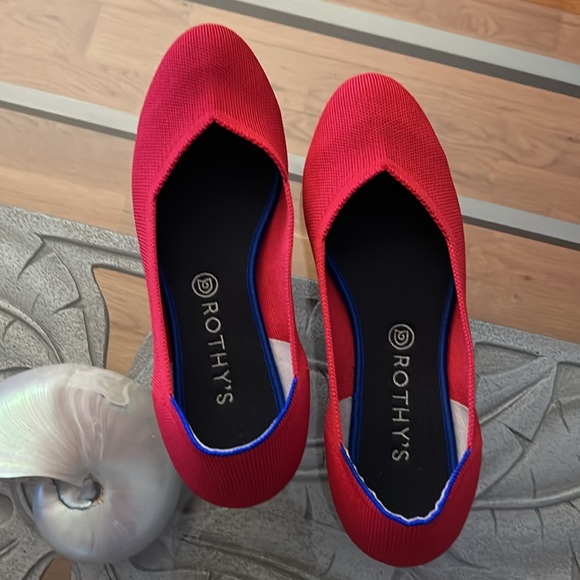 Rothy's Shoes - ROTHY’S The Flat - red round toe ballet flat